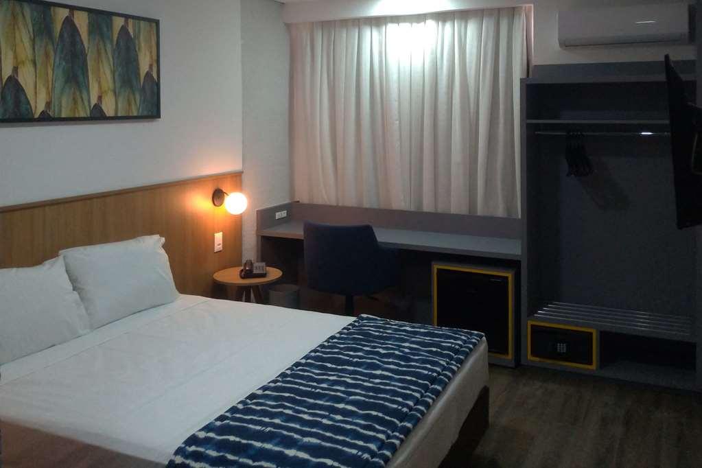 Days Inn By Wyndham Cascavel Cascavel  Pokoj fotografie